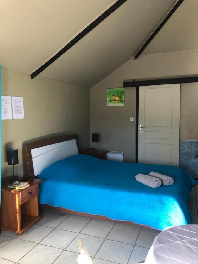 Les Aubepines Bed and Breakfast Bras des Calumets Εξωτερικό φωτογραφία